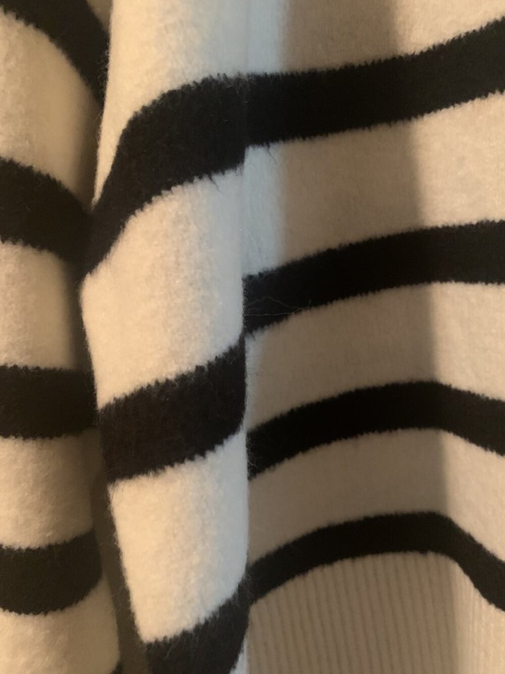 Sweater - Picture 6 of 7